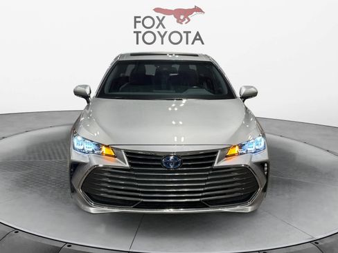 Used 2020 Toyota Avalon XLE w/ Moonroof Package FWD image 9