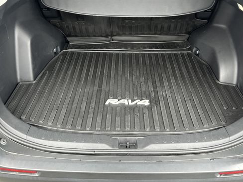 Certified 2023 Toyota RAV4 LE image 29