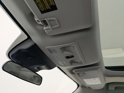 Used 2022 Ford Maverick Lariat w/ Lariat Luxury Package image 17