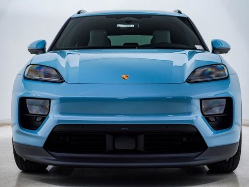 New 2025 Porsche Macan 4S Electric image 6