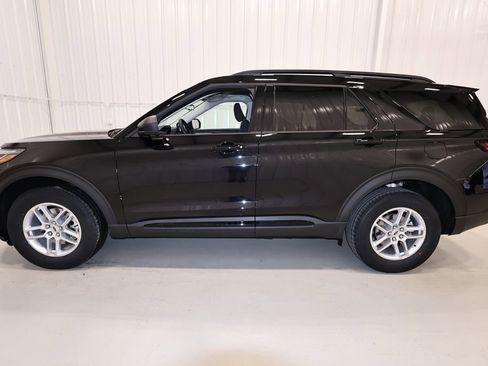 New 2026 Ford Explorer Active AWD/4WD image 5