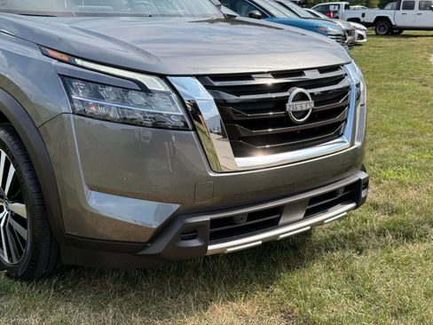 Certified 2023 Nissan Pathfinder Platinum AWD/4WD image 37