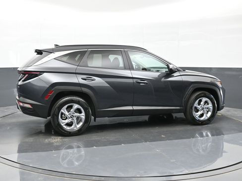 Certified 2022 Hyundai Tucson SEL AWD/4WD image 5