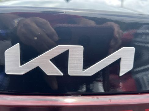 Certified 2024 Kia Forte LXS w/ LXS Technology Package FWD image 10