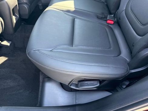 Certified 2025 Hyundai Tucson Limited image 19