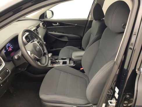 Used 2020 Kia Sorento FWD V6 image 17