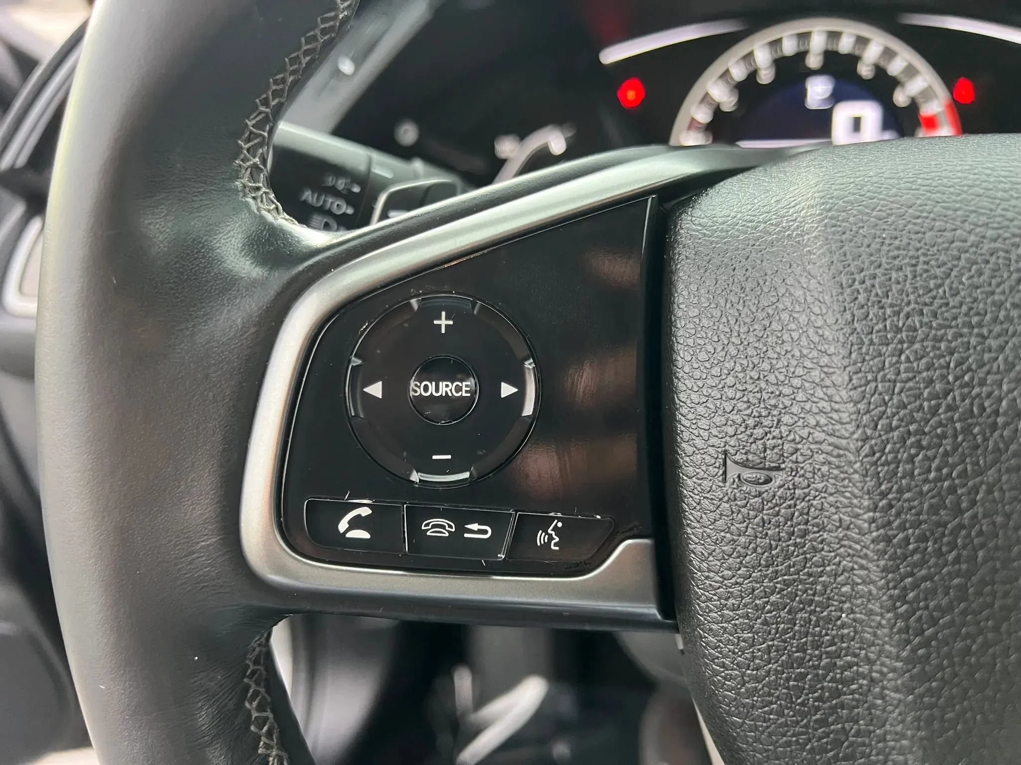 Used 2017 Honda Civic Sport image 23