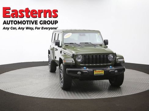 Used 2024 Jeep Wrangler Unlimited AWD/4WD image 51