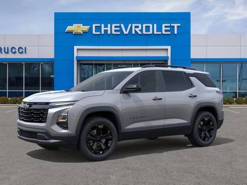 New 2026 Chevrolet Equinox LT FWD image 2