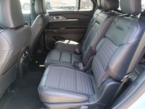 New 2026 Ford Explorer ST-Line RWD image 28