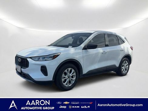 Used 2023 Ford Escape Active FWD image 1