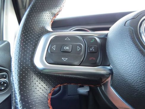 Used 2021 Jeep Gladiator Mojave AWD/4WD image 18