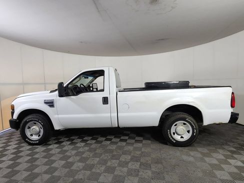 Used 2008 Ford F250 XL RWD image 4