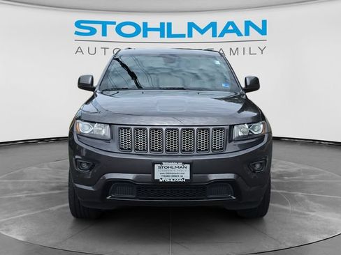 Used 2015 Jeep Grand Cherokee Altitude AWD/4WD image 2