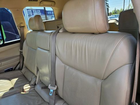 Used 2010 Lexus LX 570 4WD image 15