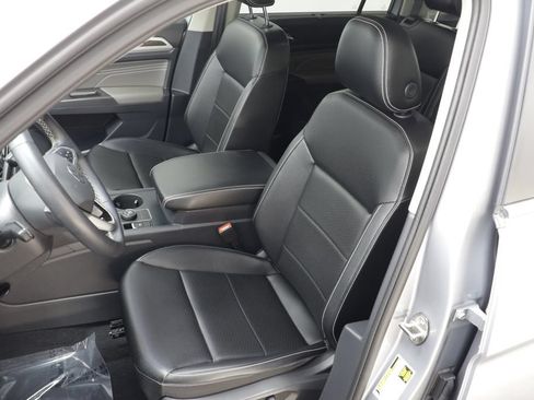 Used 2022 Volkswagen Atlas SE AWD/4WD image 13
