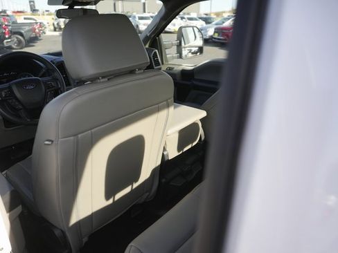 Used 2022 Ford F350 XL w/ Power Equipment Group image 11