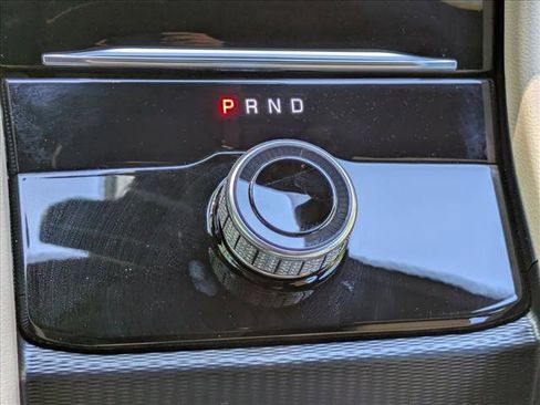 New 2026 Jeep Grand Cherokee L Limited w/ Luxury Tech Group II RWD image 17