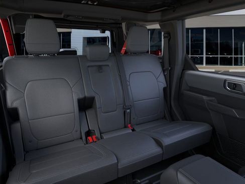 Used 2025 Ford Bronco Big Bend image 21