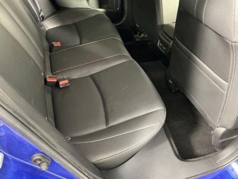 Used 2018 Honda Civic Touring image 12