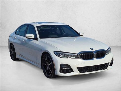 Used 2021 BMW 330i Sedan RWD image 4