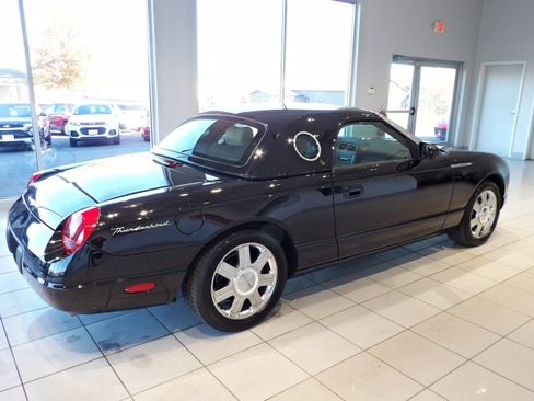 Used 2005 Ford Thunderbird image 4