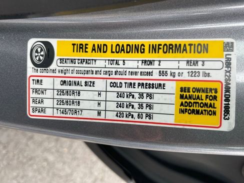 Used 2019 Buick Envision Essence image 37