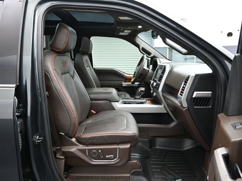 Used 2015 Ford F150 King Ranch w/ Equipment Group 601A Luxury AWD/4WD image 13