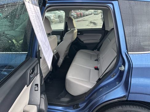 Used 2015 Subaru Forester 2.5i Limited AWD/4WD image 13