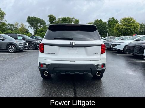 Used 2023 Honda Passport EX-L image 10