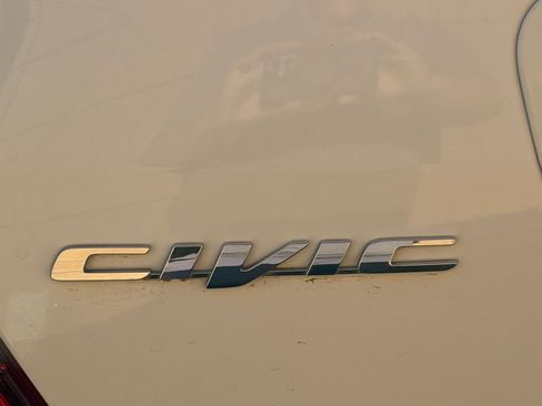 Used 2012 Honda Civic LX image 8
