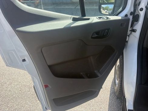 Used 2023 Ford Transit 250 Medium Roof RWD image 12