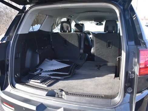 Certified 2019 GMC Acadia SLT image 19