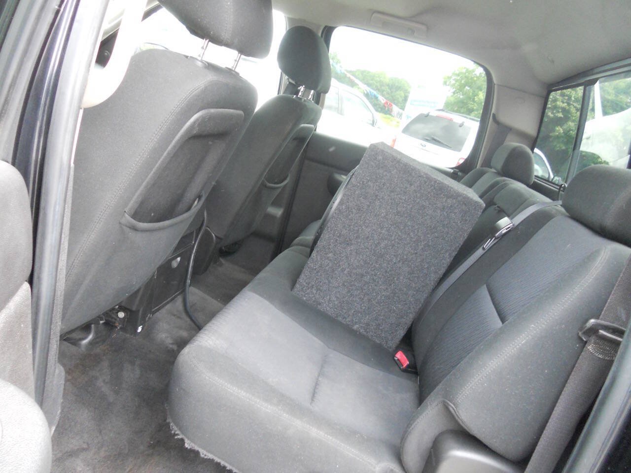 Used 2010 GMC Sierra 1500 SLE w/ (PDW) Pro Sport Package AWD/4WD image 25
