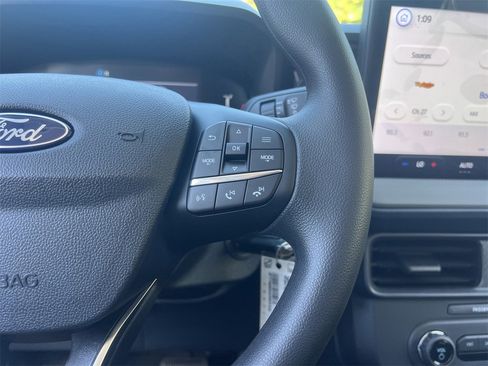 New 2025 Ford Maverick XL w/ 4K Tow Package image 9