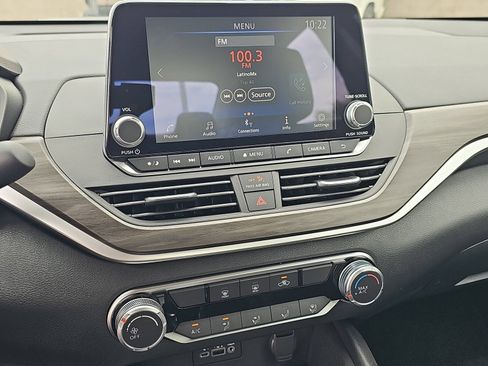 New 2026 Nissan Altima 2.5 SV FWD image 16