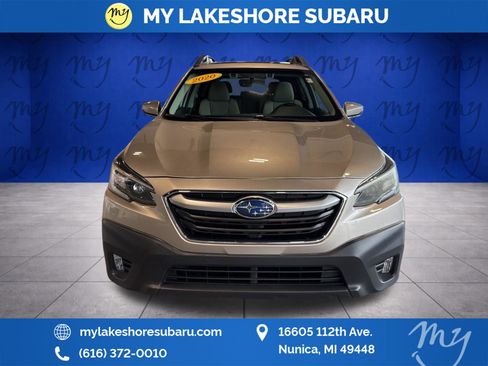 Used 2020 Subaru Outback Premium w/ Popular Package #1 AWD/4WD image 2