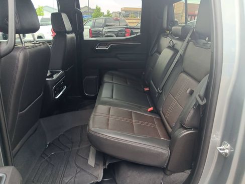 Used 2025 Chevrolet Silverado 1500 High Country w/ High Country Premium Package AWD/4WD image 25