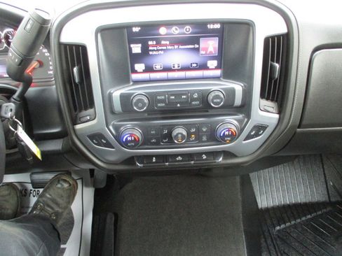 Used 2016 GMC Sierra 1500 SLE w/ SLE Value Package image 27