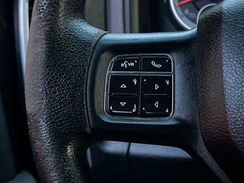 Used 2017 RAM 1500 Classic SLT image 28