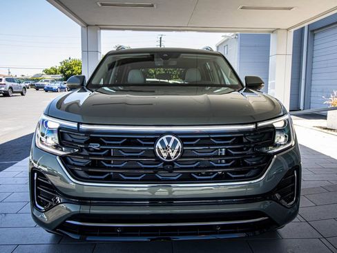 New 2026 Volkswagen Atlas SEL Premium R-Line AWD/4WD image 9
