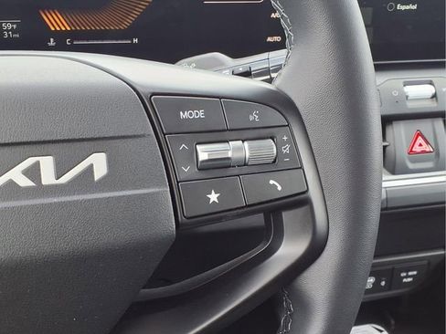 New 2026 Kia K4 EX image 11