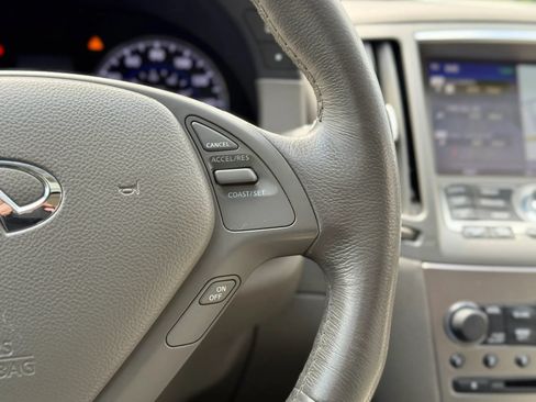 Used 2015 INFINITI Q40 AWD w/ Navigation Package image 23