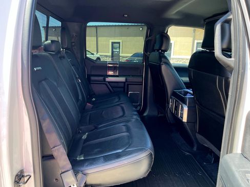 Used 2015 Ford F150 Platinum w/ Equipment Group 701A Luxury image 27