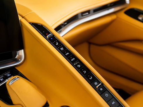 Used 2020 Chevrolet Corvette Stingray Premium Cpe w/ 3LT Preferred Equipment Group RWD image 36