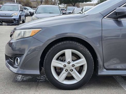 Used 2012 Toyota Camry SE image 8