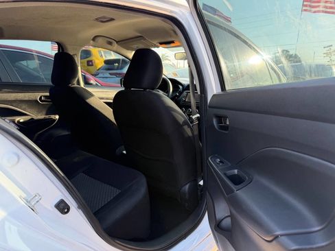 Used 2021 Nissan Versa S FWD image 16