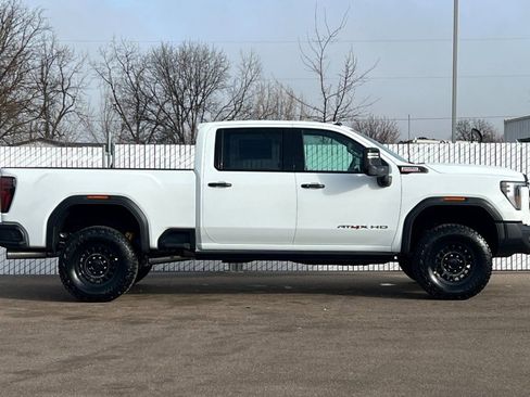 New 2026 GMC Sierra 2500 AT4X w/ AT4X AEV Edition image 3