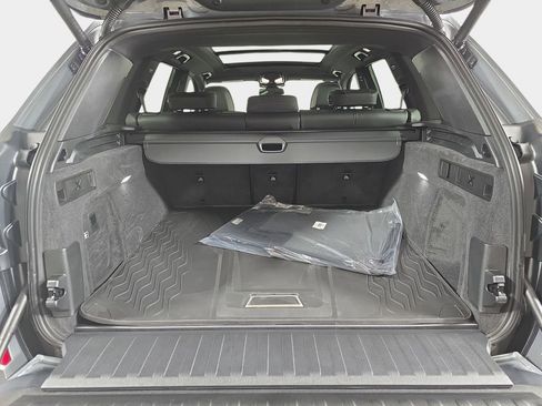 New 2026 BMW X5 xDrive40i w/ M Sport Package AWD/4WD image 11