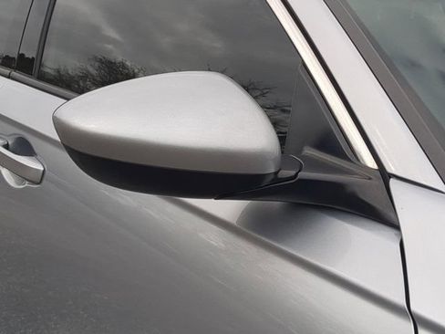 Used 2024 Honda Accord EX image 11